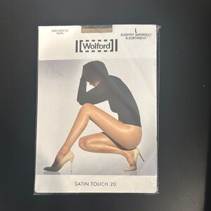 Wolford Satin Touch 20 Tights in Nude